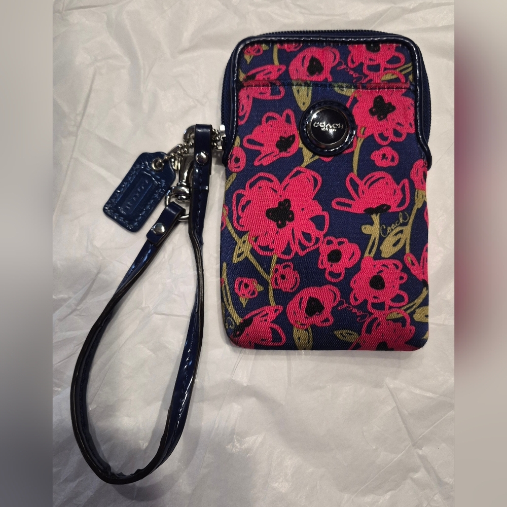 Coach Poppy Y2K Floral Wristlet
